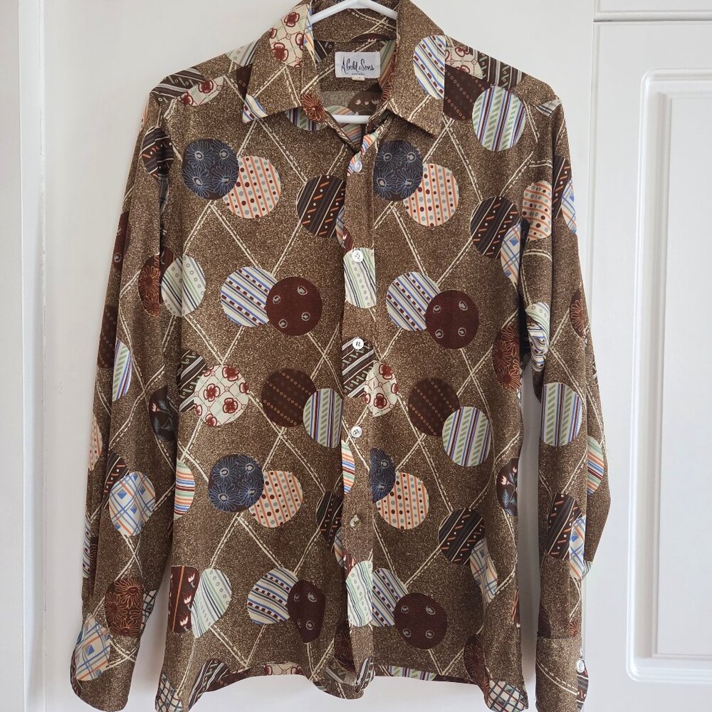 A Gold and Sons Vintage women Button down